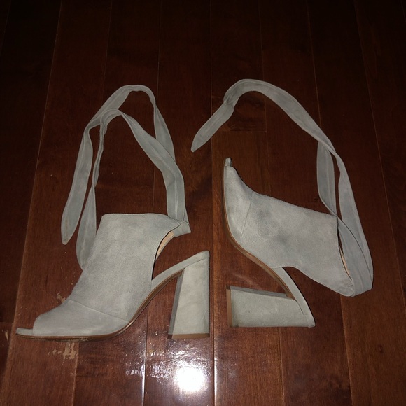 Women's Suede Block Heel Sandals - Gray Blue Lace Up - Picture 5 of 7